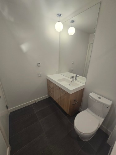 508-9250 University High Street, Burnaby, BC 