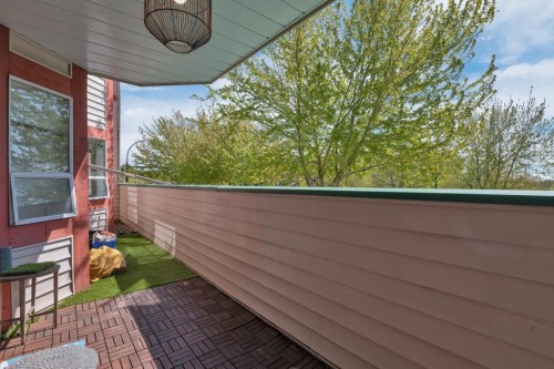 213-22661 Lougheed Highway, Maple Ridge, BC 