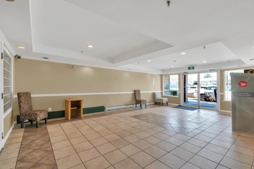 213-22661 Lougheed Highway, Maple Ridge, BC 