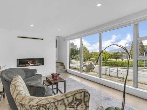 141 Alexander Street, Vancouver, BC 