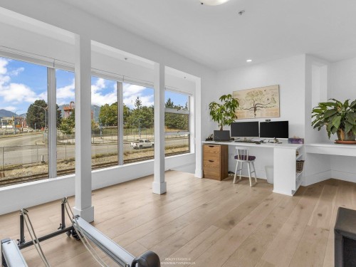 141 Alexander Street, Vancouver, BC 