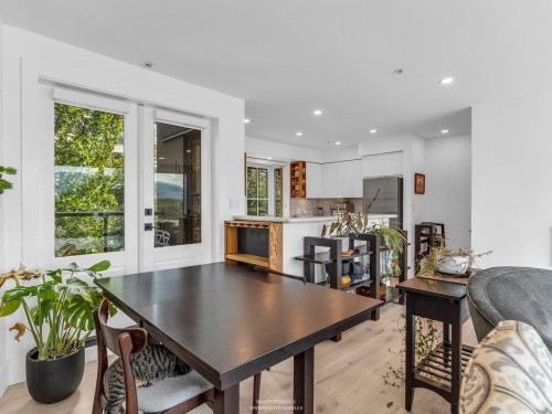 141 Alexander Street, Vancouver, BC 