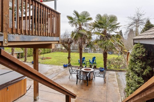 1122 Rochester Avenue, Coquitlam, BC 