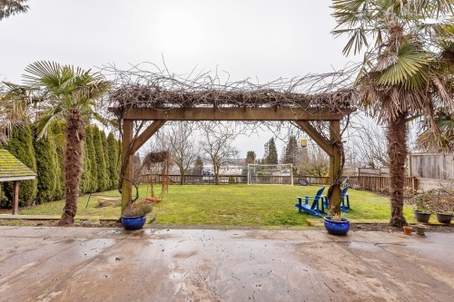 1122 Rochester Avenue, Coquitlam, BC 