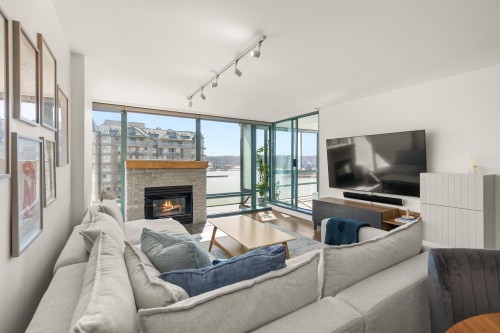 1602-8 Laguna Court, New Westminster, BC 