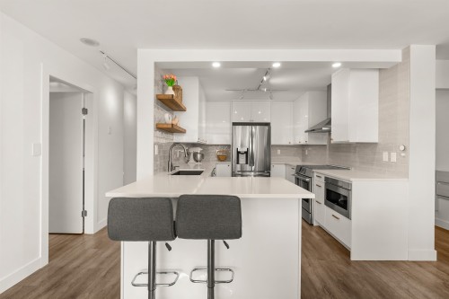 1602-8 Laguna Court, New Westminster, BC 