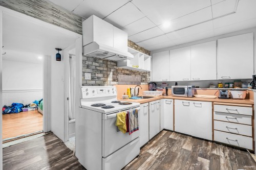 2975 41St Avenue E, Vancouver, BC 