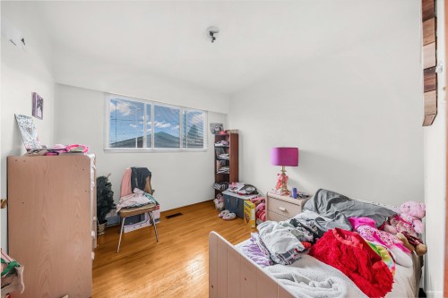 2975 41St Avenue E, Vancouver, BC 