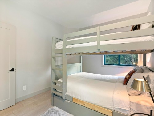 33-4652 Blackcomb Way, Whistler, BC 