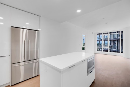 202-7769 Park Crescent, Burnaby, BC 