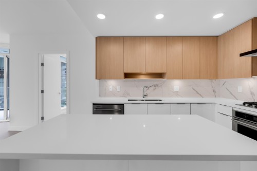 202-7769 Park Crescent, Burnaby, BC 