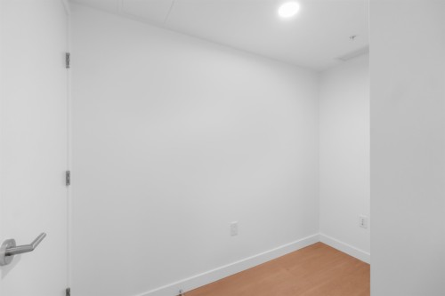 202-7769 Park Crescent, Burnaby, BC 