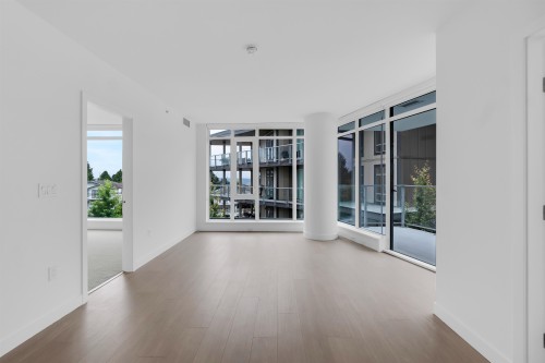 202-7769 Park Crescent, Burnaby, BC 