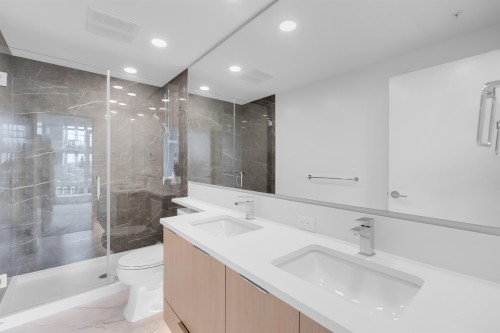 202-7769 Park Crescent, Burnaby, BC 