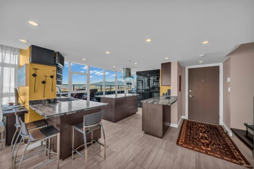 2803-4400 Buchanan Street, Burnaby, BC 