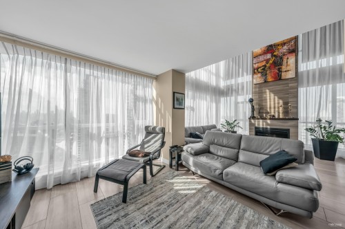 2803-4400 Buchanan Street, Burnaby, BC 