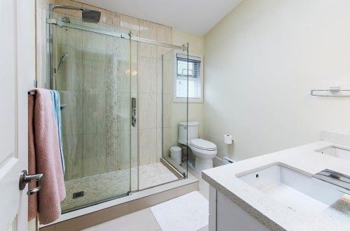 4063 33Rd Avenue W, Vancouver, BC 