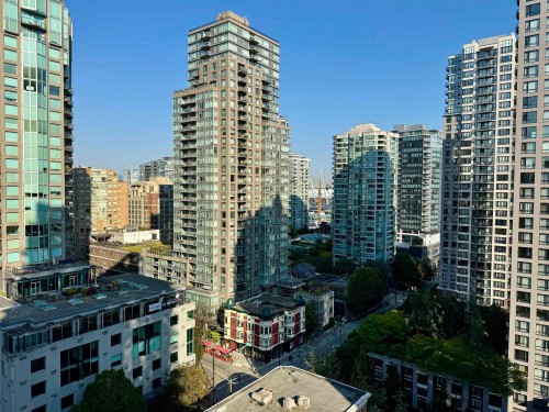 1503-928 Richards Street, Vancouver, BC 