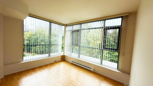 1001-2733 Chandlery Place, Vancouver, BC 