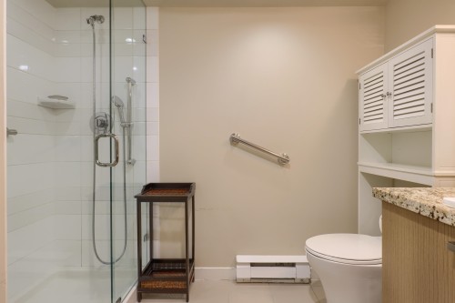 103-9500 Odlin Road, Richmond, BC 