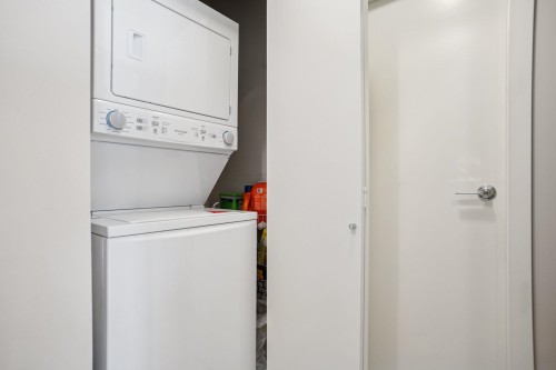 2103-7088 18Th Avenue, Burnaby, BC 