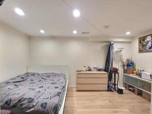 6878 Arlington Street, Vancouver, BC 