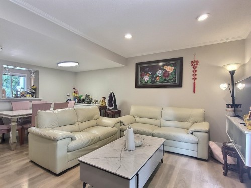 6878 Arlington Street, Vancouver, BC 