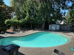 19435 Park Road  Pitt Meadows, BC V3Y 1C8