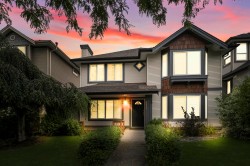 23829 Kanaka Way  Maple Ridge, BC V2W 1E5