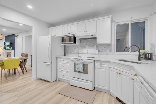 23829 Kanaka Way, Maple Ridge, BC 