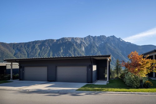 7-4000 Sunstone Way, Pemberton, BC 