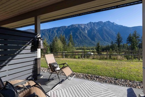 7-4000 Sunstone Way, Pemberton, BC 