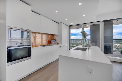 3602-1480 Howe Street, Vancouver, BC 