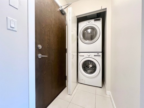 904-4888 Brentwood Drive, Burnaby, BC 