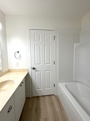 1047 Cornwall Drive, Port Coquitlam, BC 