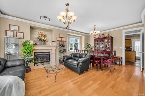 648 3Rd Street E, North Vancouver, BC 