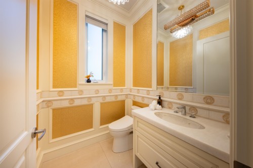 3981 35Th Avenue W, Vancouver, BC 