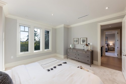 3981 35Th Avenue W, Vancouver, BC 