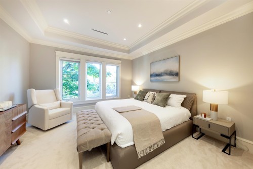 3981 35Th Avenue W, Vancouver, BC 