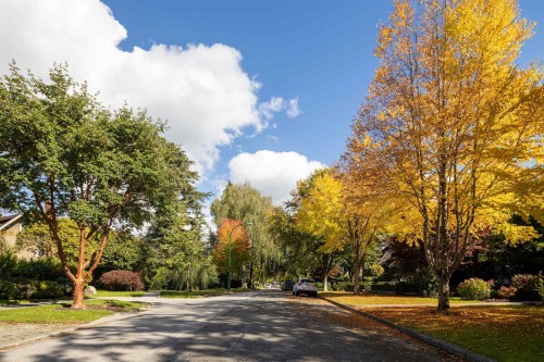 3981 35Th Avenue W, Vancouver, BC 