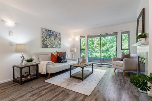 PH12-223 Mountain Highway  North Vancouver, BC V7J 3V3