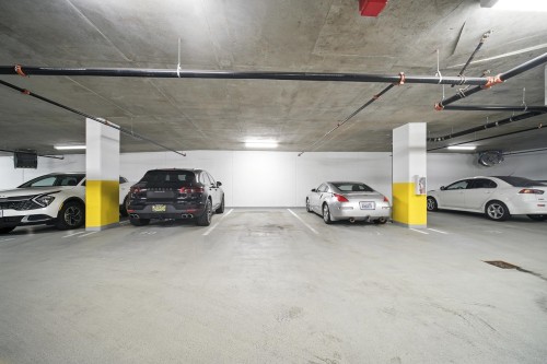 1106-8850 University Crescent, Burnaby, BC 