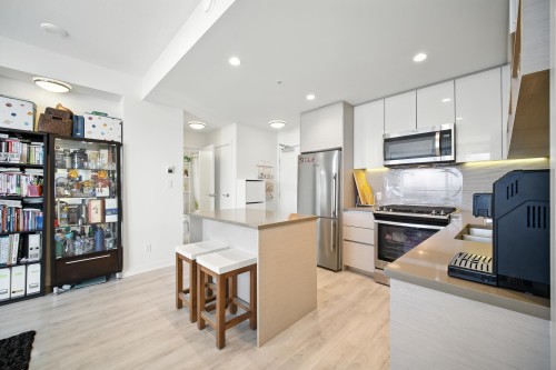 1106-8850 University Crescent, Burnaby, BC 