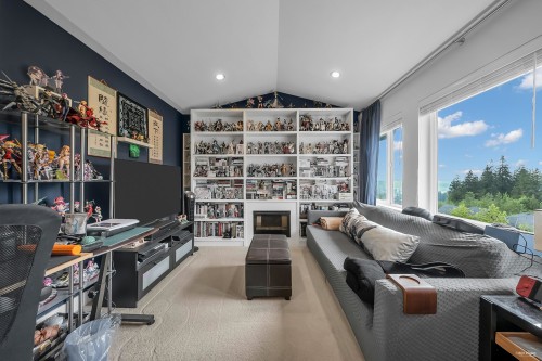 1504 Dayton Street, Coquitlam, BC 