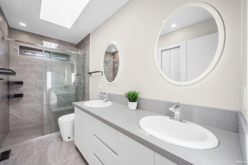 2662 Chelsea Place, West Vancouver, BC 