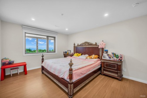 2662 Chelsea Place, West Vancouver, BC 