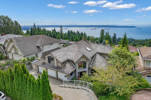 2662 Chelsea Place, West Vancouver, BC 