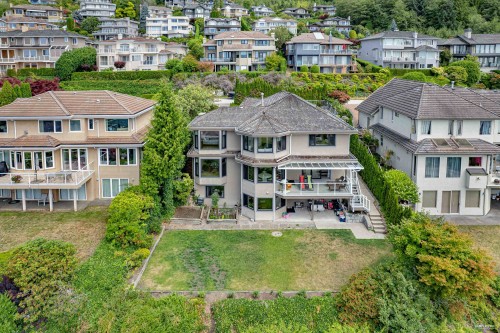 2662 Chelsea Place, West Vancouver, BC 