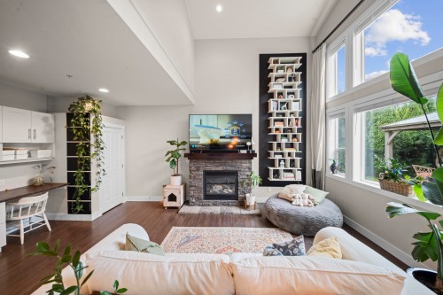 13851 232 Street, Maple Ridge, BC 