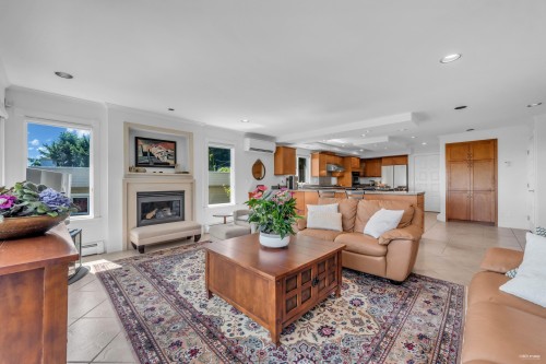 574 St. Andrews Place, West Vancouver, BC 